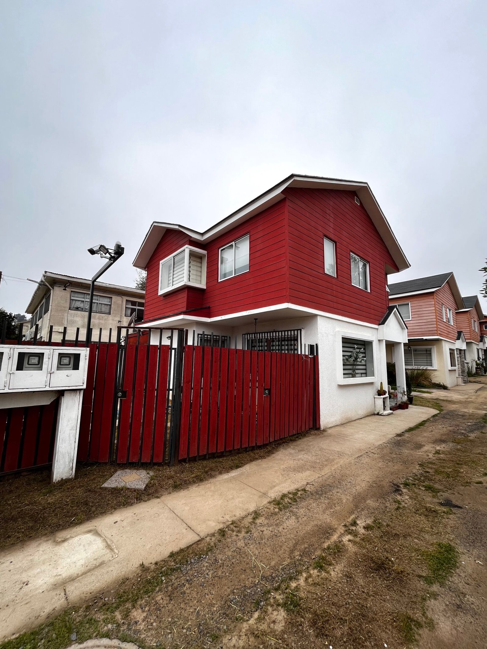 CASA VILLA ALEMANA- 3 DORMITORIOS- 3 BA脩OS- 84 M2- 140.000.000 CLP