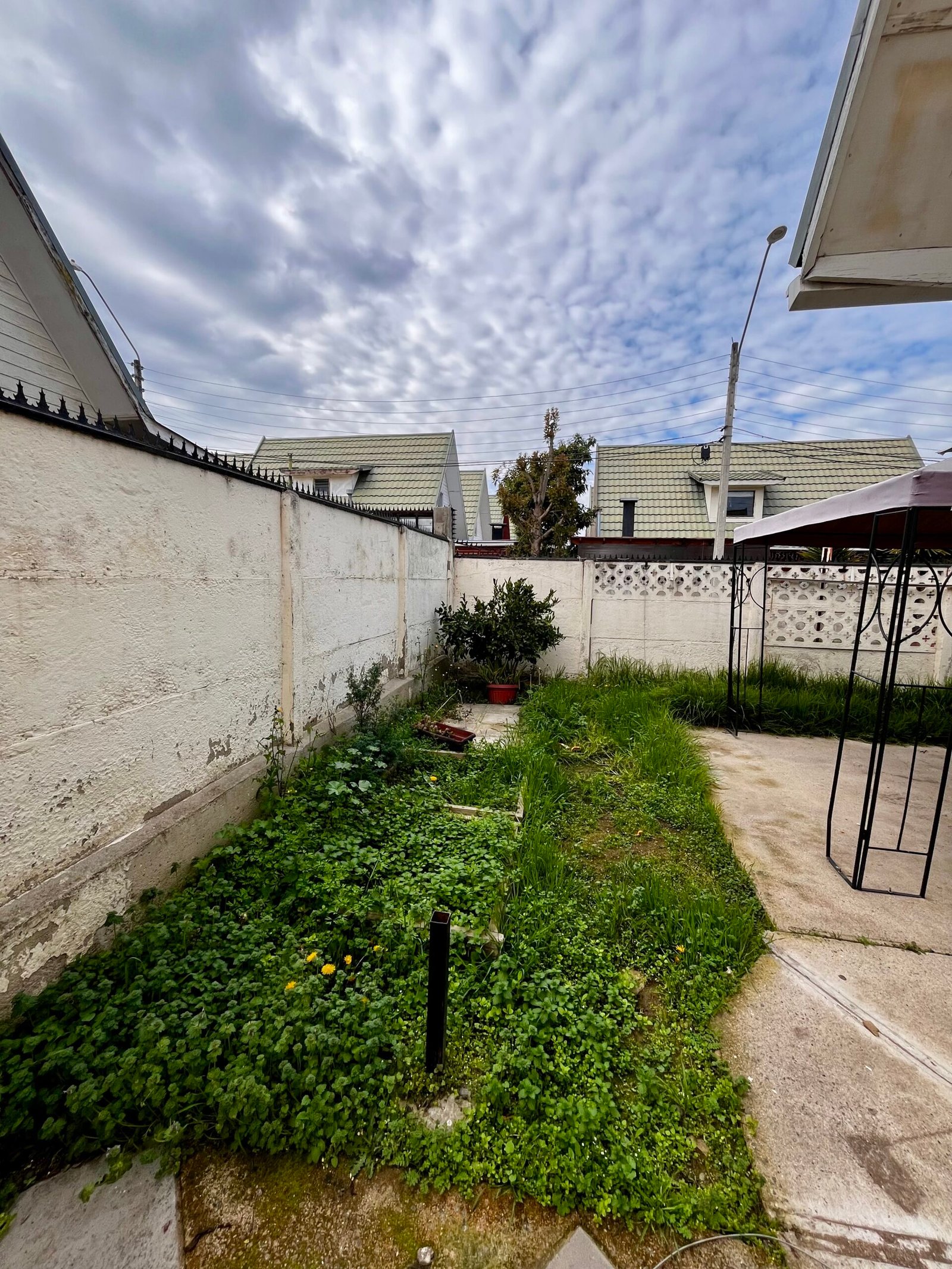 CASA- QUILPUÉ- 4 DORMITORIOS- 2 BAÑOS - 96 M2- 140.000.000 - Imagen 2